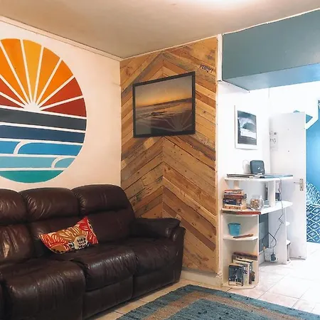 Albergue -beach -surf-