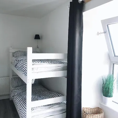 -beach -surf- Albergue