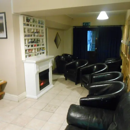 Albergue -beach -surf- Lahinch
